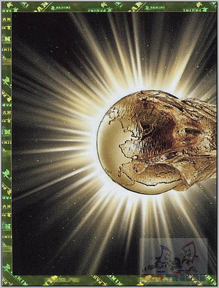 Borderless - FWC2 Official Trophy FOIL  Panini   